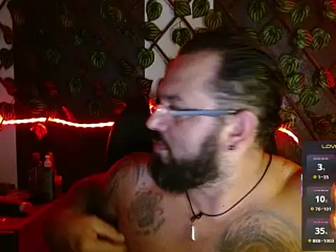 mr_wolf46 Chat XXX in diretta