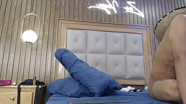 Chat XXX ao vivo de Colby_driscoll