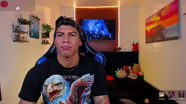 Pokazy przed kamerką – Damian_latinxxx