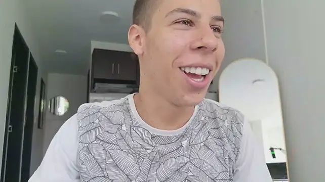 XXX chat uživo modela grey___27