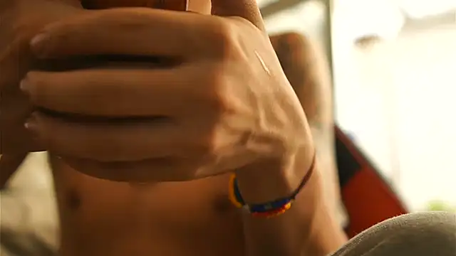 AlphaMasterXxx লাইভ XXX চ্যাট
