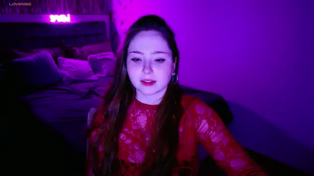 AliceFervent élő XXX-chatje