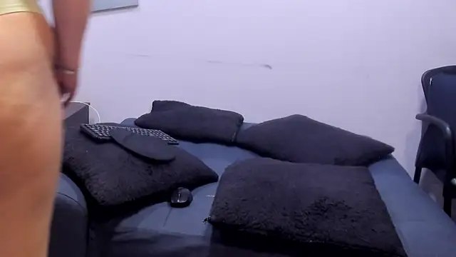 Chat XXX ao vivo de Charlot_Vixen