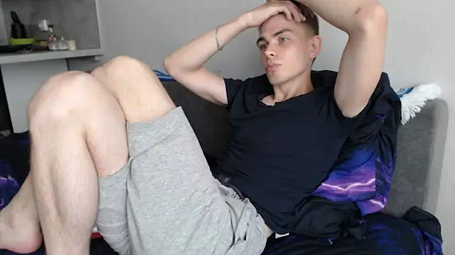 Онлайн чат XXX Student_Oliver