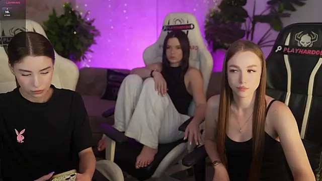 Ella_054's Live XXX Chat
