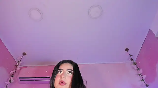 Emiily_Grace Live XXX-Chat