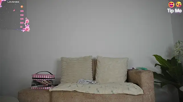 Sweetpussyhot_ 即時 XXX 聊天