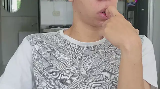 XXX chat uživo modela grey___27