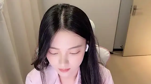 max688 现场XXX聊天