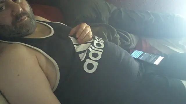 immikew1975 Show in webcam