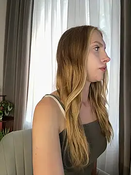Živý XXX chat BellaSwan-