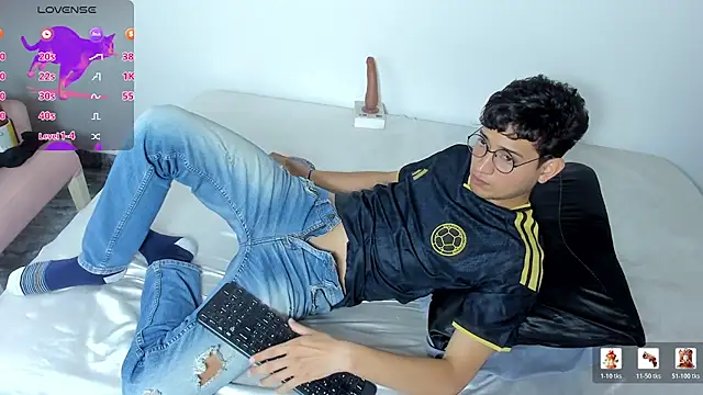Benjamin_Buster Obrolan Langsung XXX