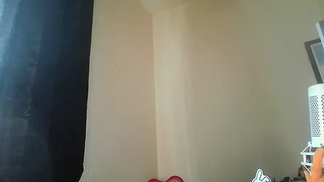Guyst049 XXX чат на живо