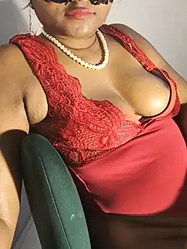 DIRTYSECRET_QUEEN_07's Live XXX Chat