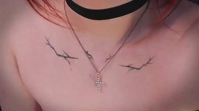 ElaraHex live XXX chat