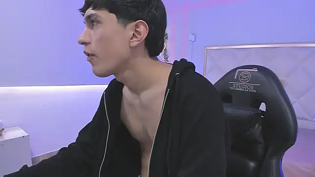 Chat +18 de MARCO_TAY ao vivo