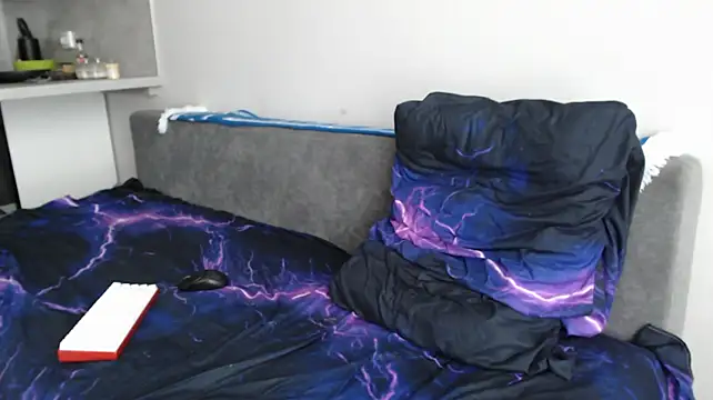Student_Oliver – Naživo XXX chat