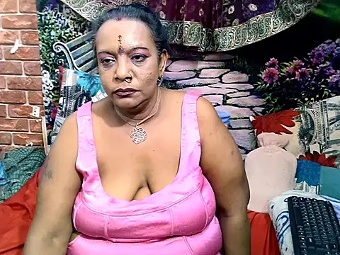 IndianAce1 Chat XXX in diretta