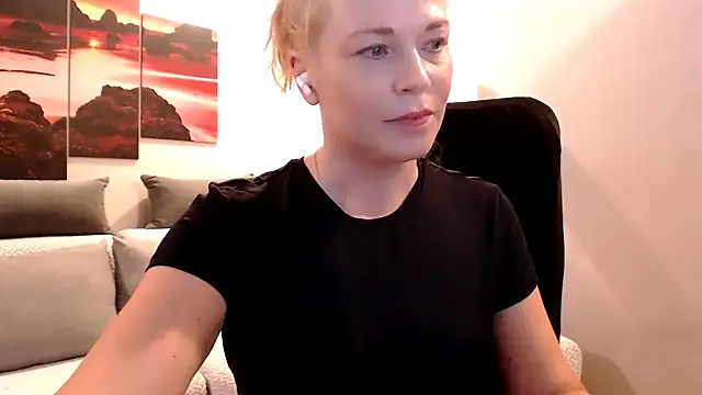 love-bionda – Naživo XXX chat