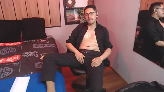 kevin_23_ webcam show