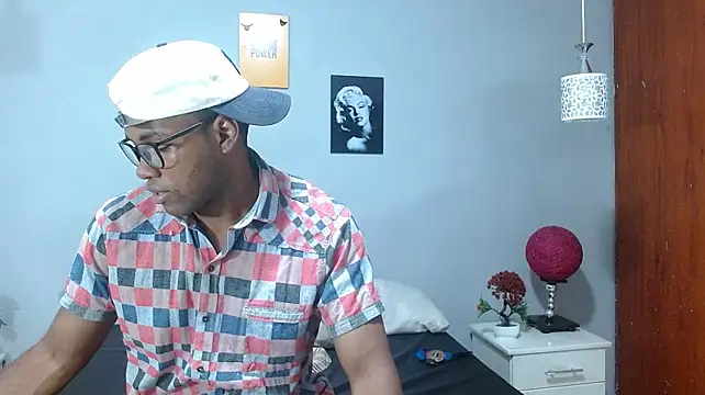 king_smith69 élő XXX-chatje