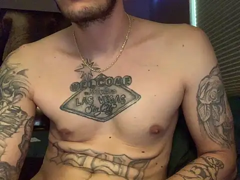 JuicyJoshy Chat XXX in diretta