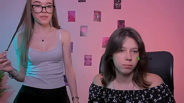 Chatroom XXX en direct de nila_eclipse