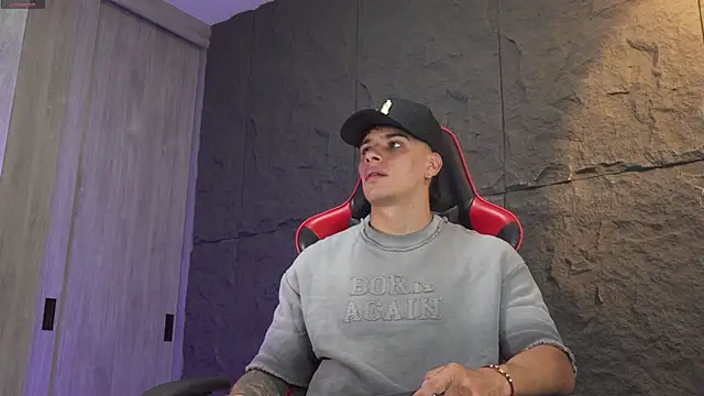 Czat XXX na żywo – joseph_boy