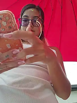 Pretty_roxxyy – Naživo XXX chat