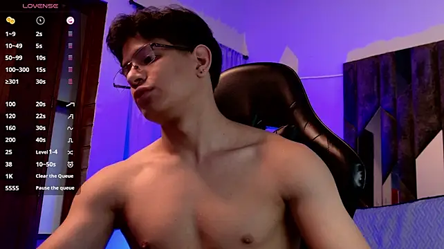 TonyPetrovjs Adlı Modelin Canlı XXX Sohbeti