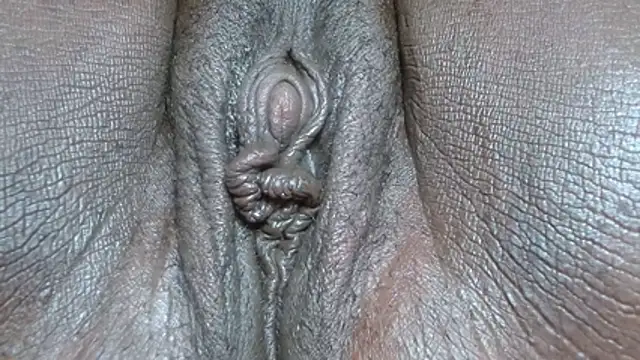 צ'אט XXX בשידור חי של morenahott1
