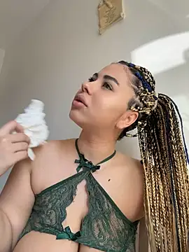 DaianaKimberly লাইভ XXX চ্যাট