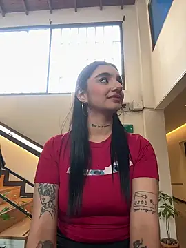 XXX chat uživo modela Abriil_cutee
