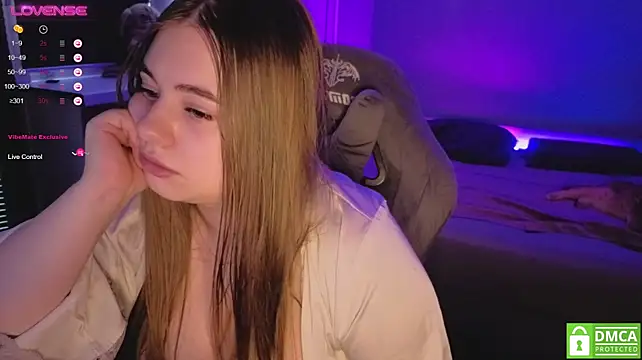 Živý XXX chat AmeliaMiles
