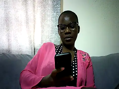 Chatroom XXX en direct de Pierra77