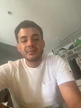 Chat XXX en directo de 1000pordia