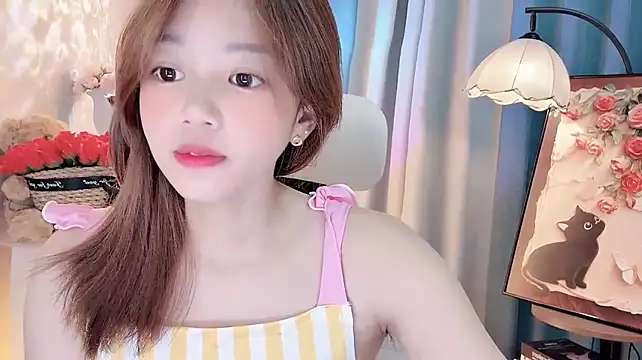 Yany520 现场XXX聊天