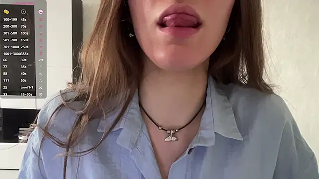 Chat +18 de NoemiHimmeI ao vivo