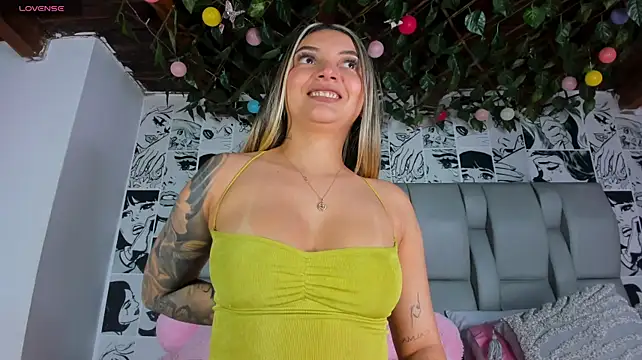 Chat XXX en directo de LucyRosse