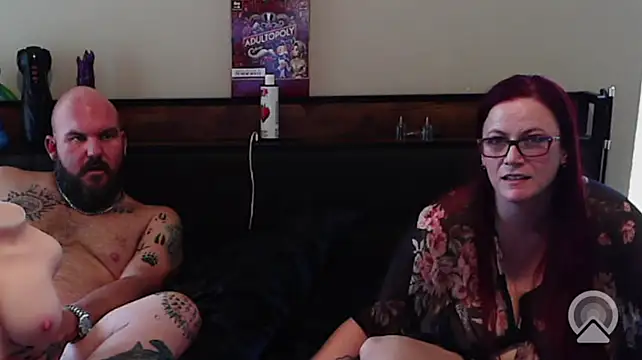 SHAWNandCHRISTIE's Live XXX Chat