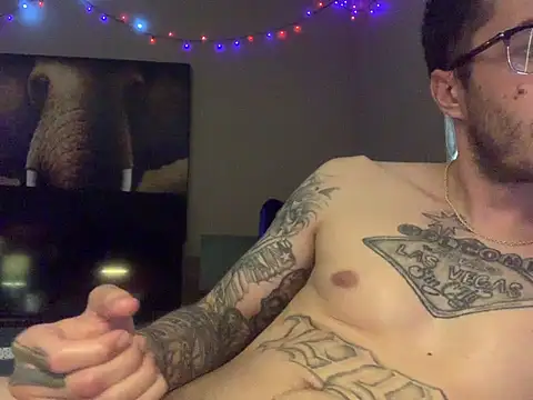 JuicyJoshy Chat XXX in diretta