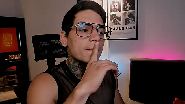 Chat XXX en directo de Simon_cortes
