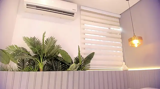 Chat +18 de cherry_monroe ao vivo