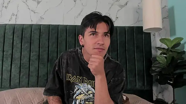 XXX chat uživo modela Andy_Joy_