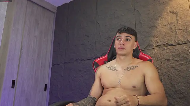 دردشة joseph_boy الجنسية المباشرة