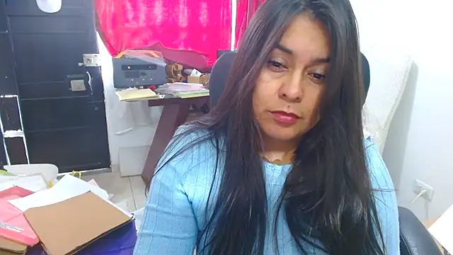 Ixchel_Anaid Adlı Modelin Canlı XXX Sohbeti