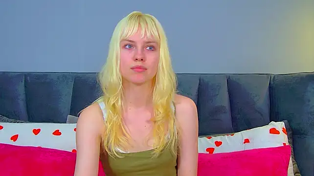 دردشة HannahHollis الجنسية المباشرة