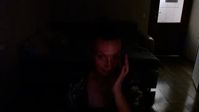 Veyrrah Chat XXX in diretta