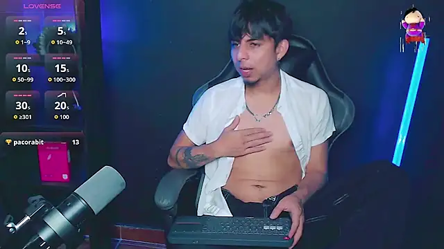 ALPHA_LATINOn Live XXX chat
