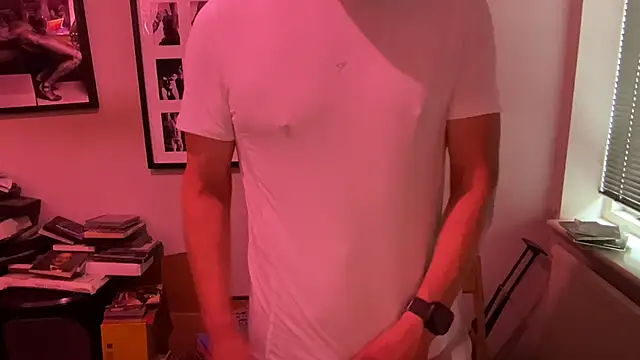 XXX chat uživo modela Britdazdaddy